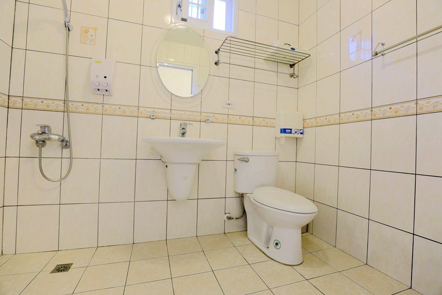 二樓包層(四間房) - 房型照片